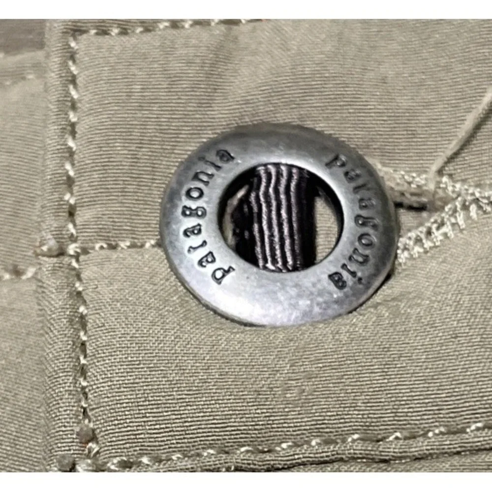 Patagonia Common Threads Pants Mens 28/30 Tan Zipped‎ Pockets